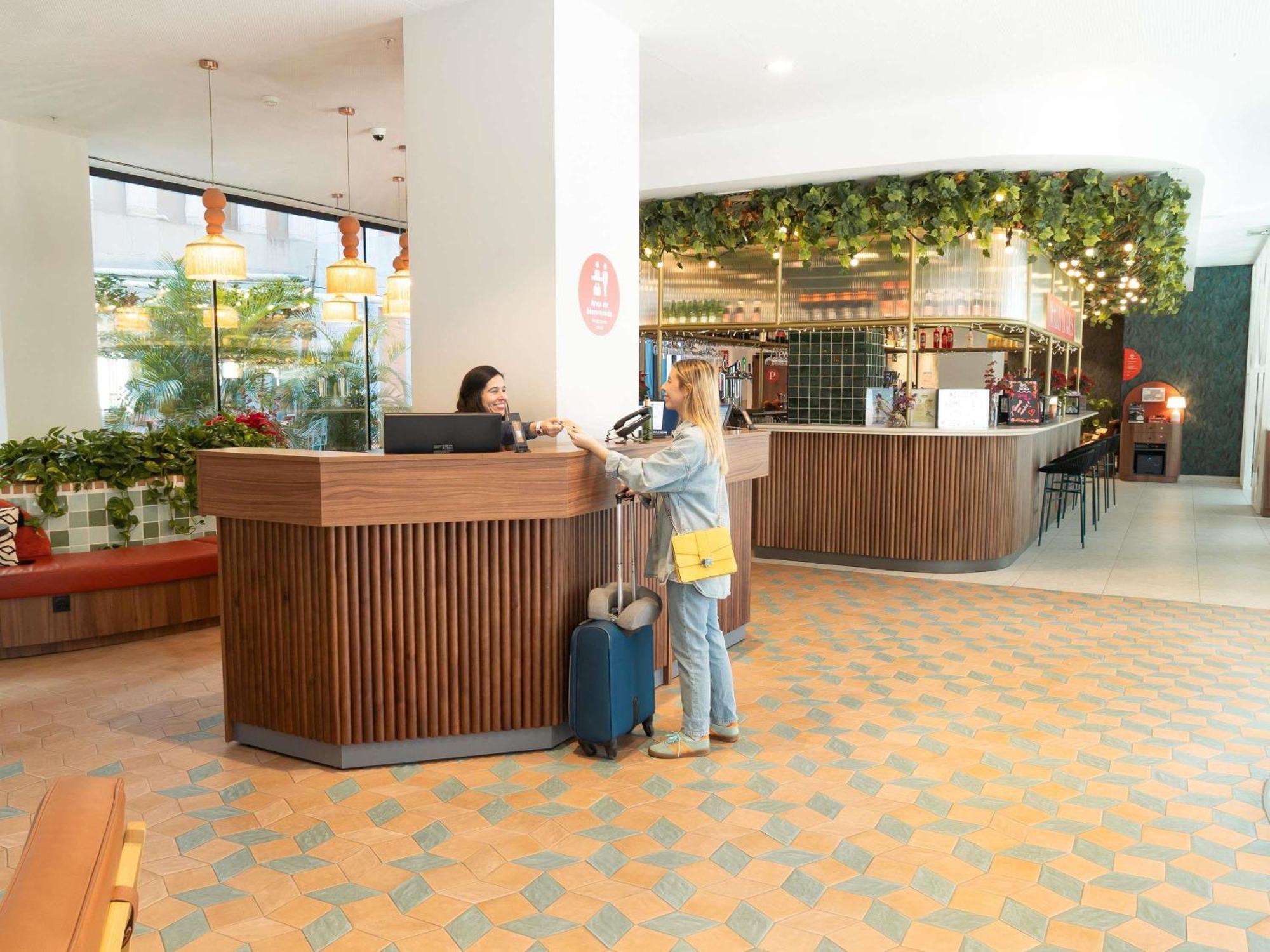Ibis Styles Sevilla City Santa Justa Exterior foto