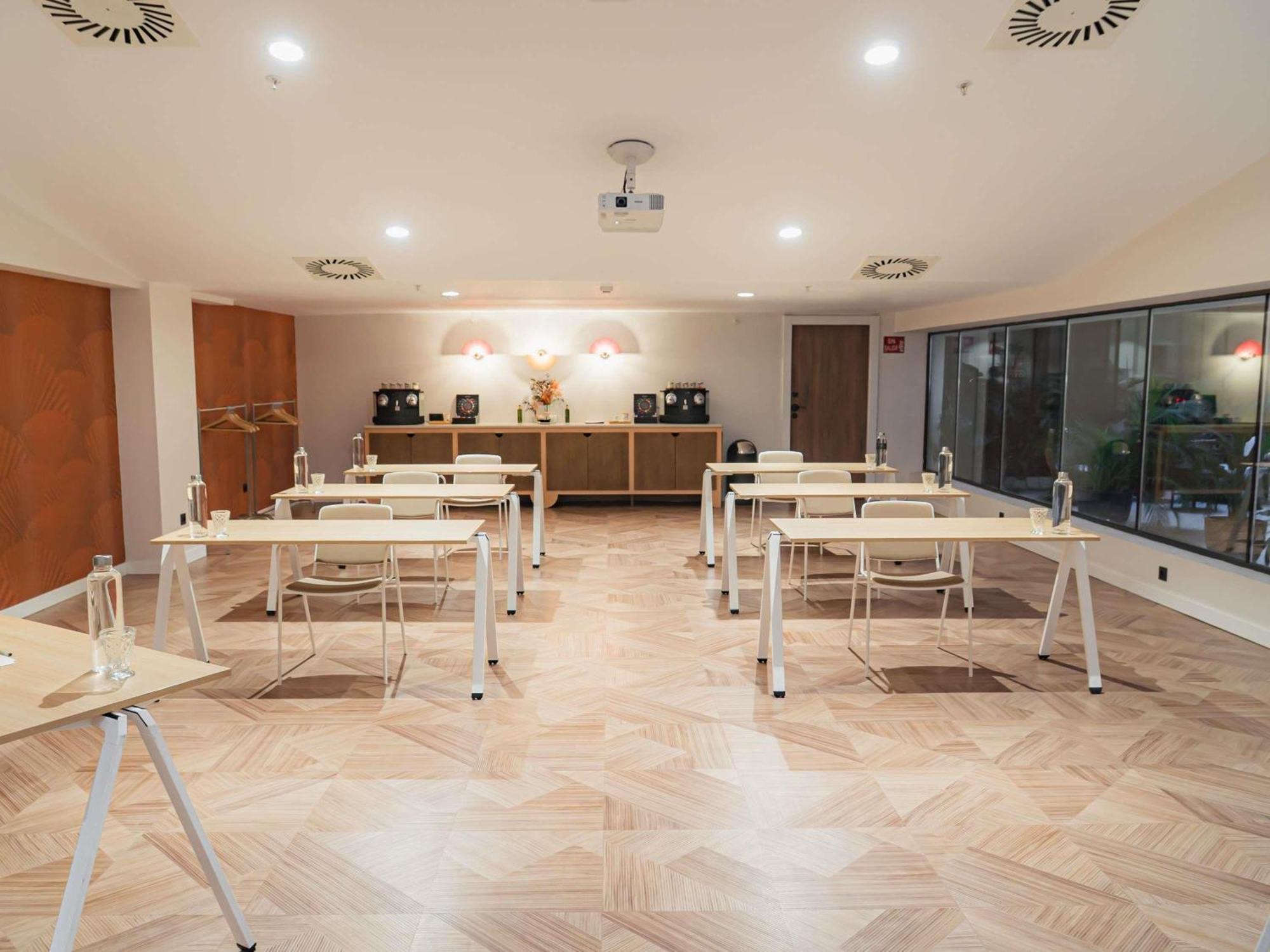Ibis Styles Sevilla City Santa Justa Exterior foto